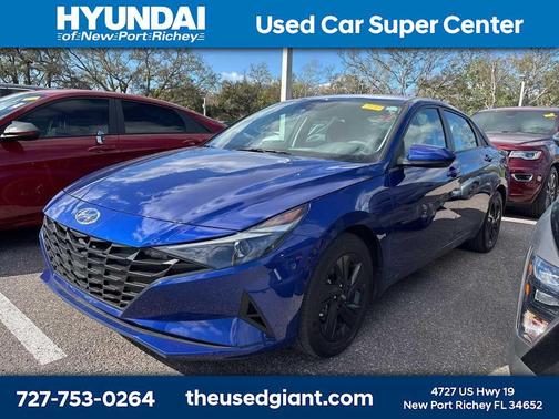 2023 Hyundai ELANTRA SEL