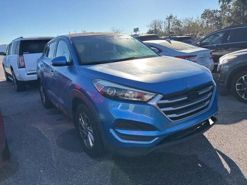 2017 Hyundai TUCSON SE