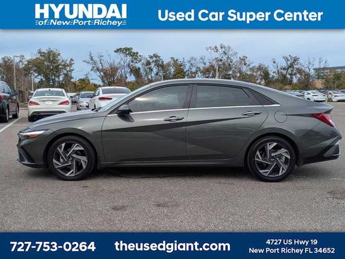 2025 Hyundai ELANTRA SEL