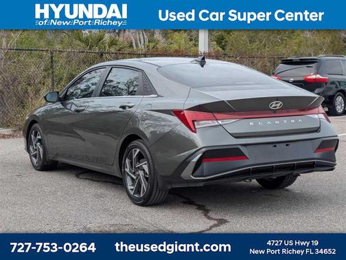 2025 Hyundai ELANTRA SEL