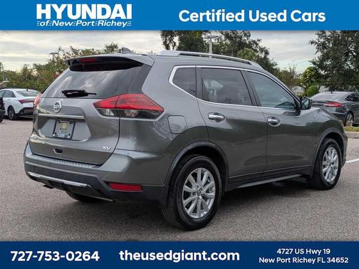 2018 Nissan Rogue SV