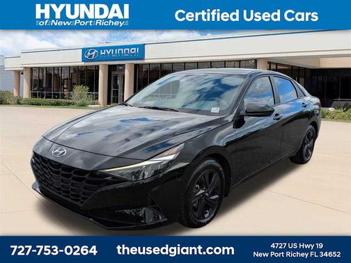 2023 Hyundai ELANTRA SEL