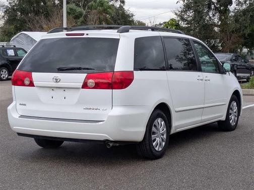 2007 Toyota Sienna LE