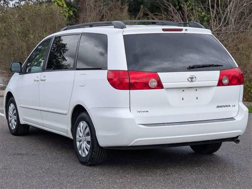 2007 Toyota Sienna LE