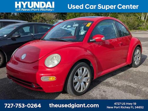 Uni-Red 2003 Volkswagen New Beetle GLS 1.8T
