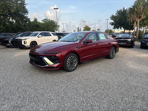 2025 Hyundai SONATA Hybrid SE