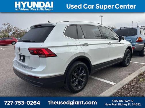 2023 Volkswagen Tiguan 2.0T SE