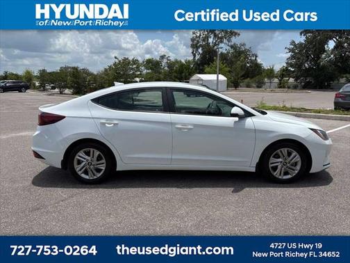 2020 Hyundai ELANTRA SEL
