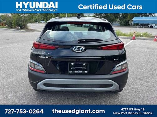 2023 Hyundai KONA SE