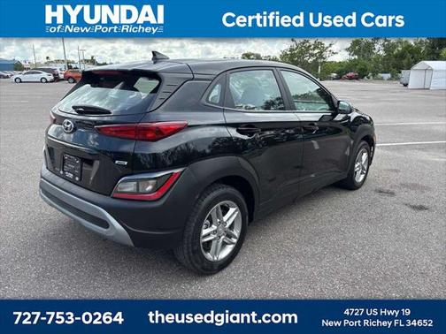 2023 Hyundai KONA SE