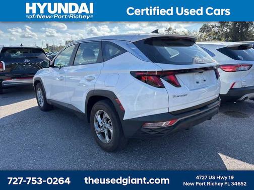 2024 Hyundai TUCSON SE