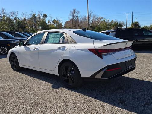 2026 Hyundai ELANTRA Sport