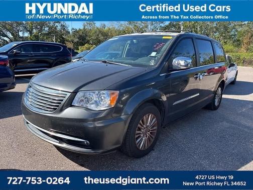 2011 Chrysler Town & Country Limited