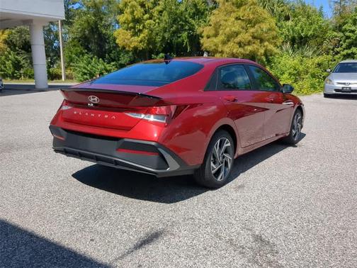 2025 Hyundai ELANTRA Sport