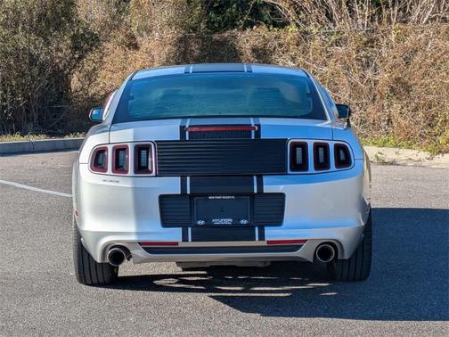 2014 Ford Mustang V6