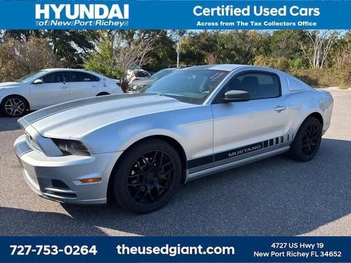 2014 Ford Mustang V6