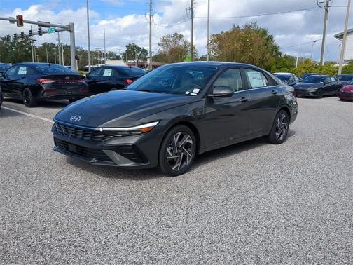 2026 Hyundai ELANTRA Limited