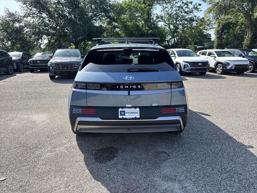 2025 Hyundai IONIQ 5 SEL