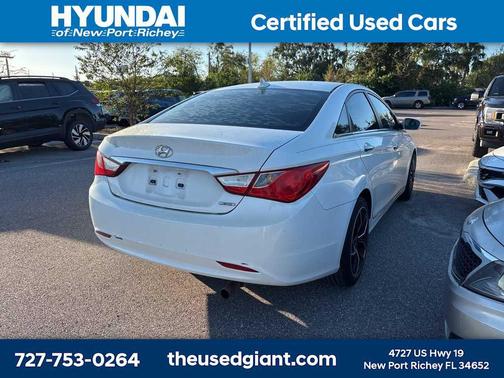 2011 Hyundai SONATA Limited