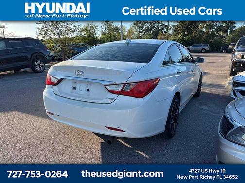 2011 Hyundai SONATA Limited