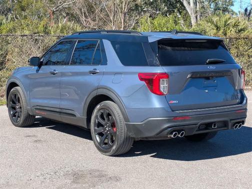 2021 Ford Explorer ST