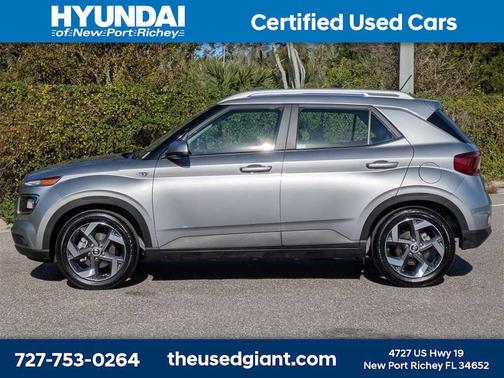 2023 Hyundai VENUE SEL