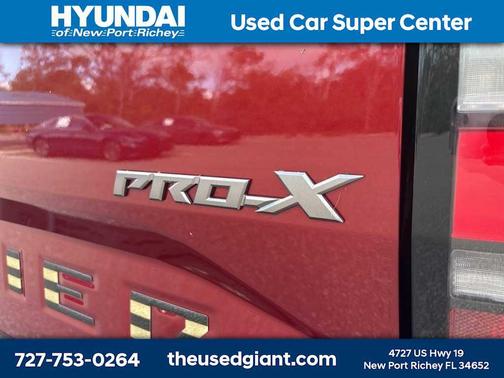 2022 Nissan Frontier PRO-X