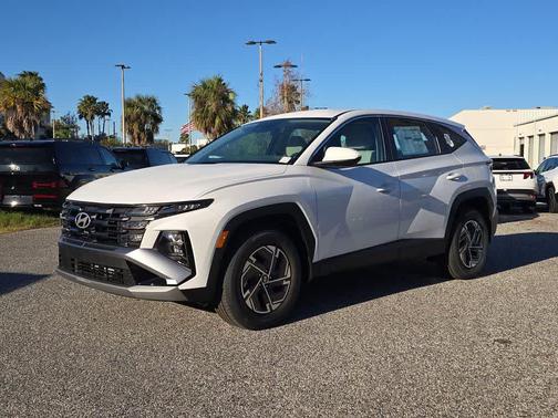 Creamy White Pearl 2026 Hyundai TUCSON Hybrid Blue SE