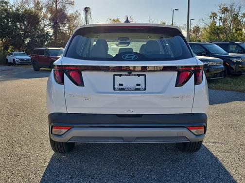 2026 Hyundai TUCSON Hybrid Blue SE