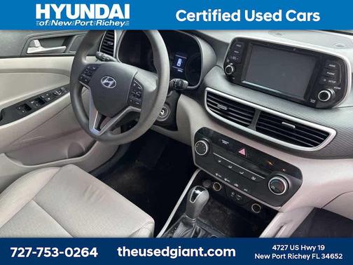 2021 Hyundai TUCSON SE