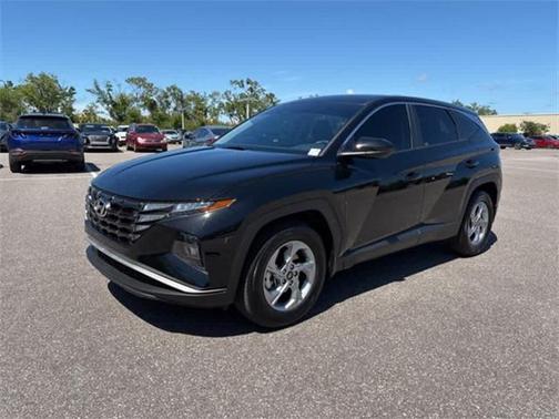 2024 Hyundai TUCSON SE