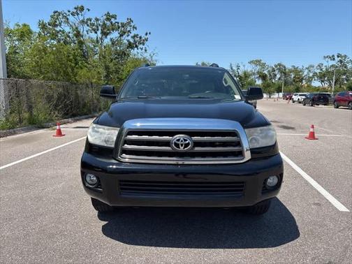2013 Toyota Sequoia SR5