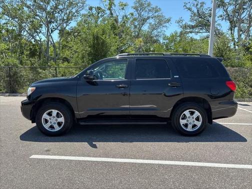 2013 Toyota Sequoia SR5