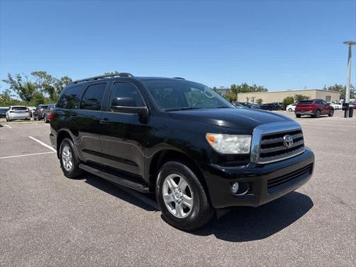 2013 Toyota Sequoia SR5