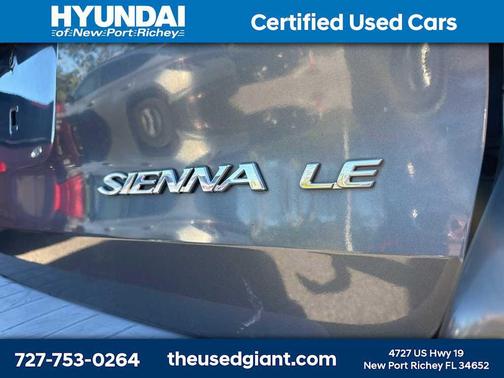 2006 Toyota Sienna LE