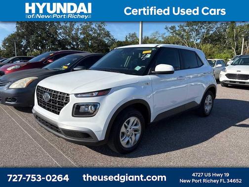 2021 Hyundai VENUE SE