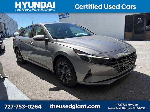 2023 Hyundai ELANTRA SEL