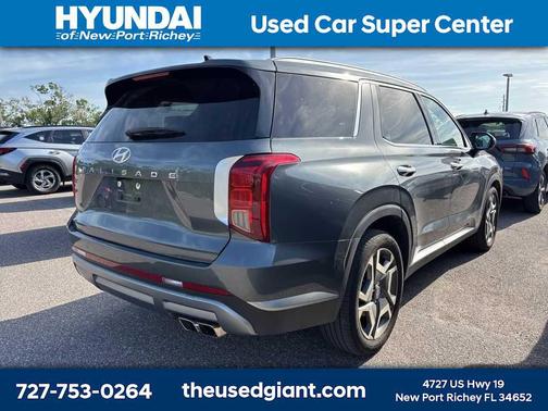2025 Hyundai PALISADE SEL Premium