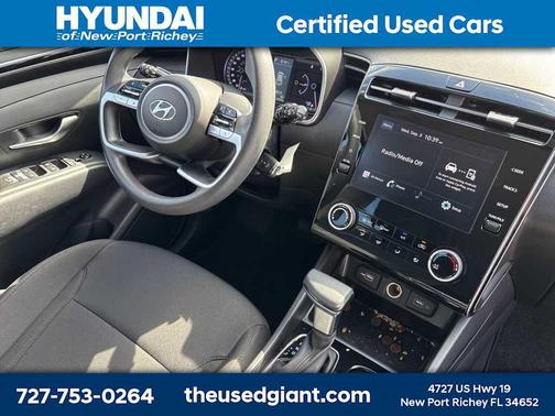 2024 Hyundai TUCSON SE