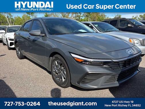 2024 Hyundai ELANTRA SEL