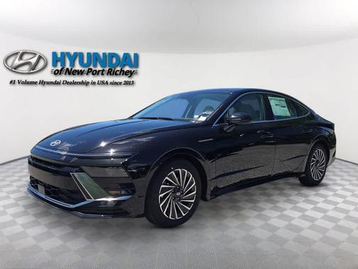 Abyss Black 2026 Hyundai SONATA Hybrid SE
