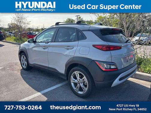 2023 Hyundai KONA SEL