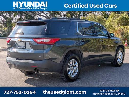 2020 Chevrolet Traverse LT Cloth