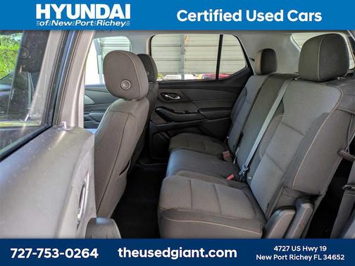 2020 Chevrolet Traverse LT Cloth