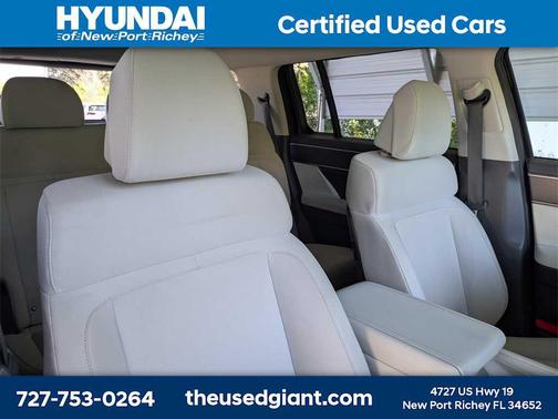 2024 Hyundai SANTA FE SE