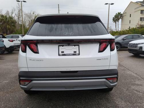 Creamy White Pearl 2026 Hyundai TUCSON Hybrid SEL