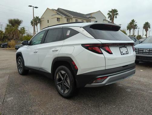 Creamy White Pearl 2026 Hyundai TUCSON Hybrid SEL