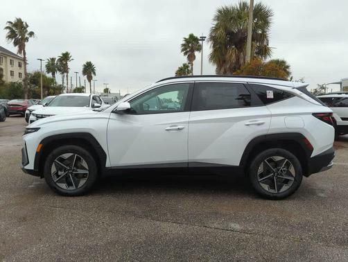 Creamy White Pearl 2026 Hyundai TUCSON Hybrid SEL