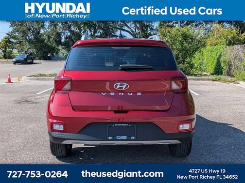 2024 Hyundai VENUE Limited