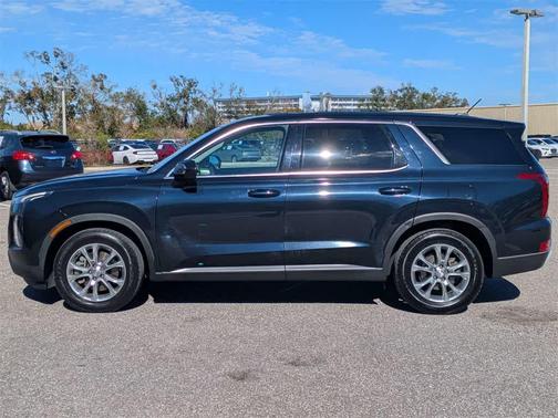 2022 Hyundai PALISADE SE